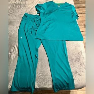 HH Works Scrub Set 1x